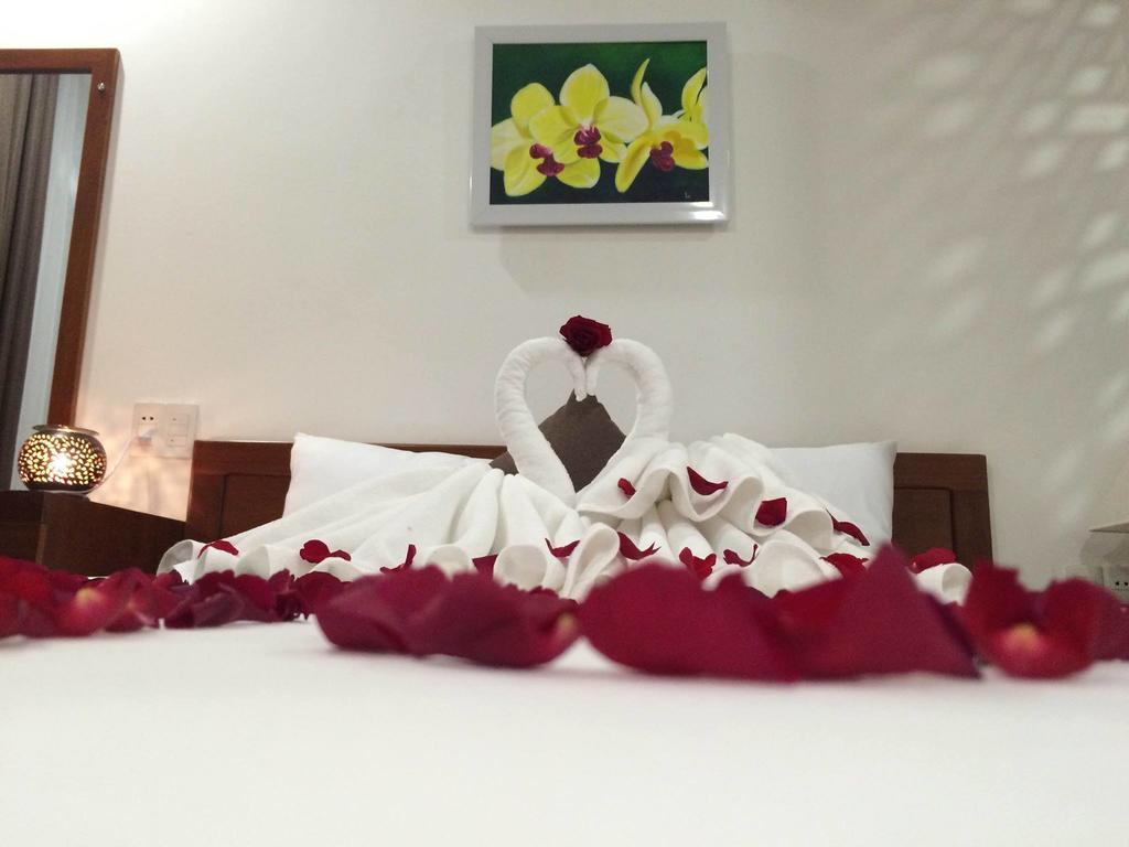 Ocean Flower Hotel Danang Exterior photo