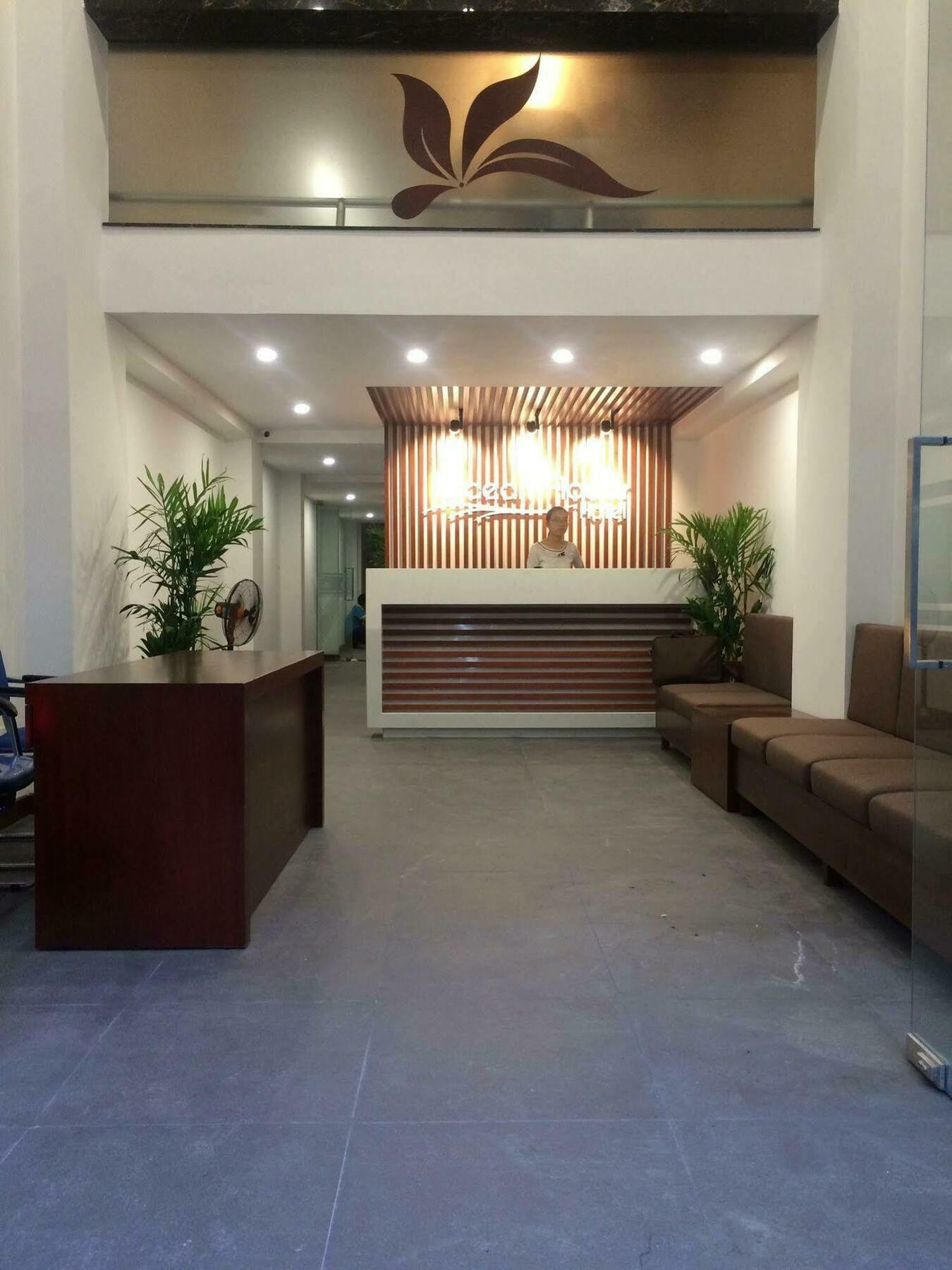 Ocean Flower Hotel Danang Exterior photo