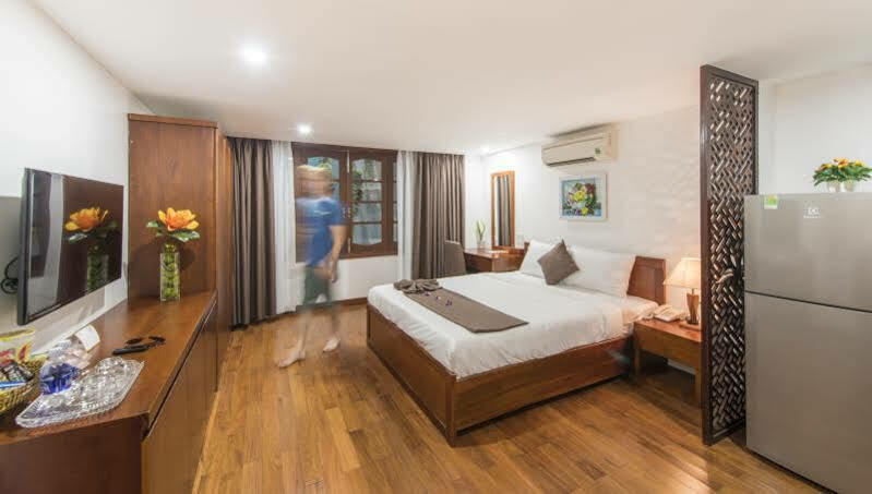 Ocean Flower Hotel Danang Exterior photo